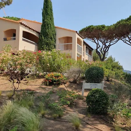 Beautiful With Pool In Apartment Sainte-Maxime